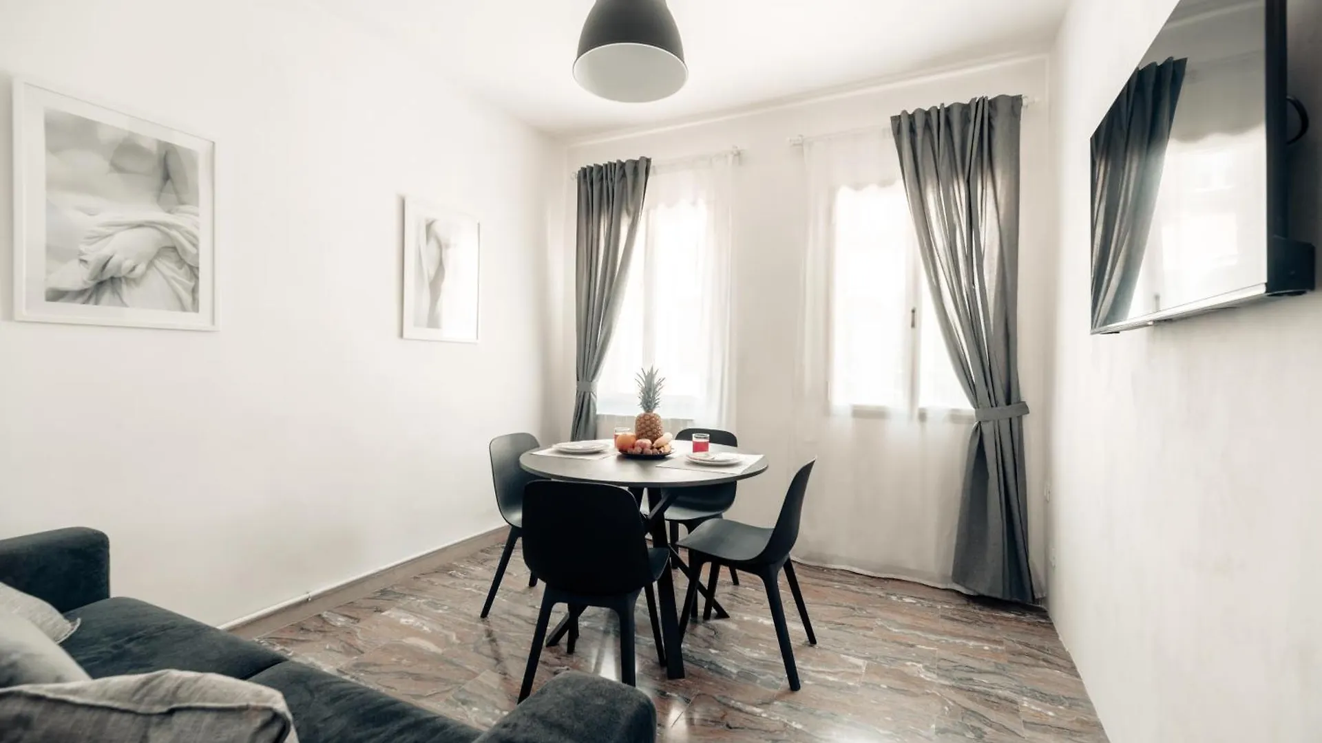 Ca Zorzi - 2 Minutes From Biennale & Canal View - Ape G Venice 0*,