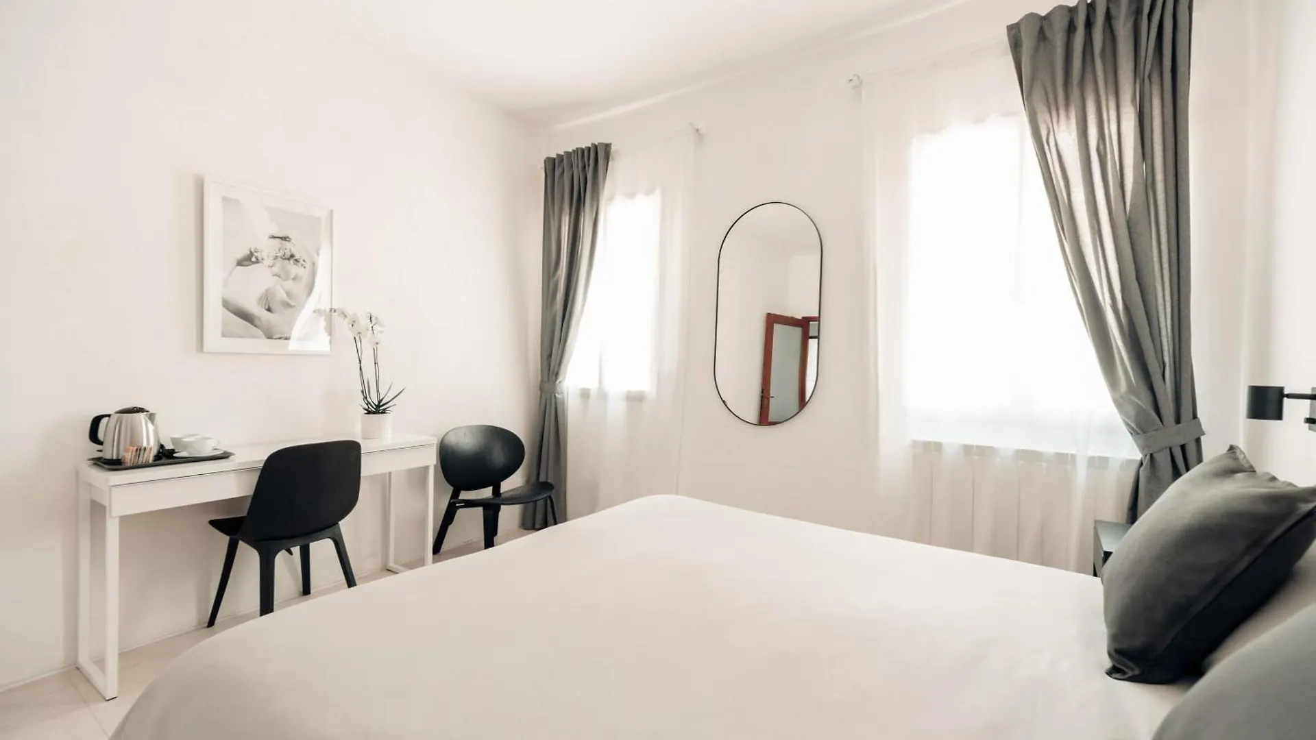 Appartement Ca Zorzi - 2 Minutes From Biennale & Canal View - Ape G Venetië